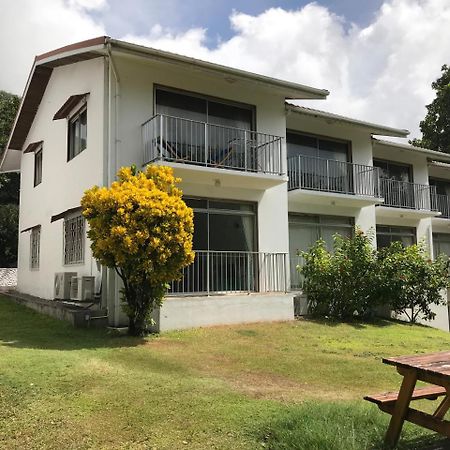 Michel Holiday Apartments Виктория Екстериор снимка