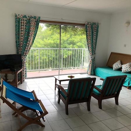 Michel Holiday Apartments Виктория Екстериор снимка