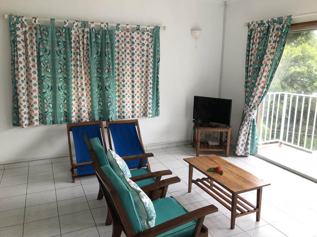 Michel Holiday Apartments Виктория Екстериор снимка